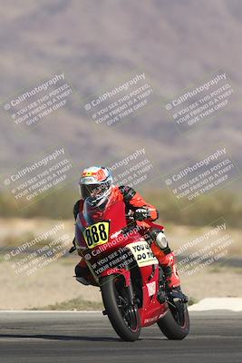 media/Oct-30-2025-Racers Edge (Thu) [[dabbdaf680]]/3-B Group/Session 2 (Turn 14)/